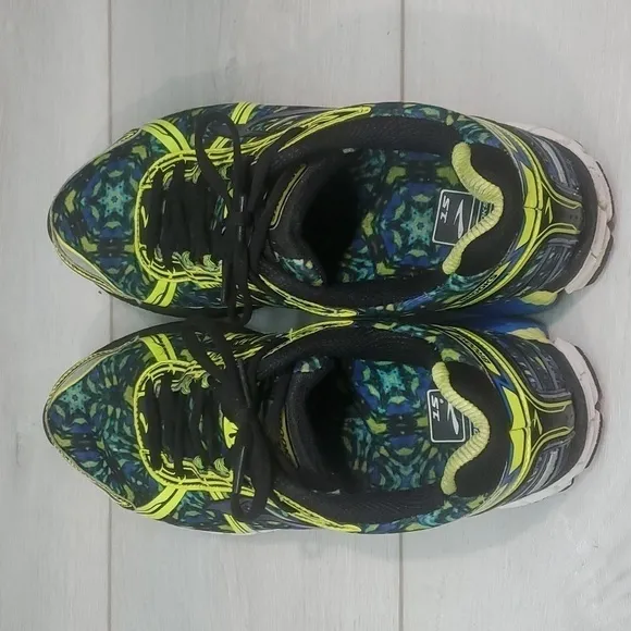 Brooks Mens Adrenaline GTS 15 Athletic Running Sneakers shoes sz 9 Medium D