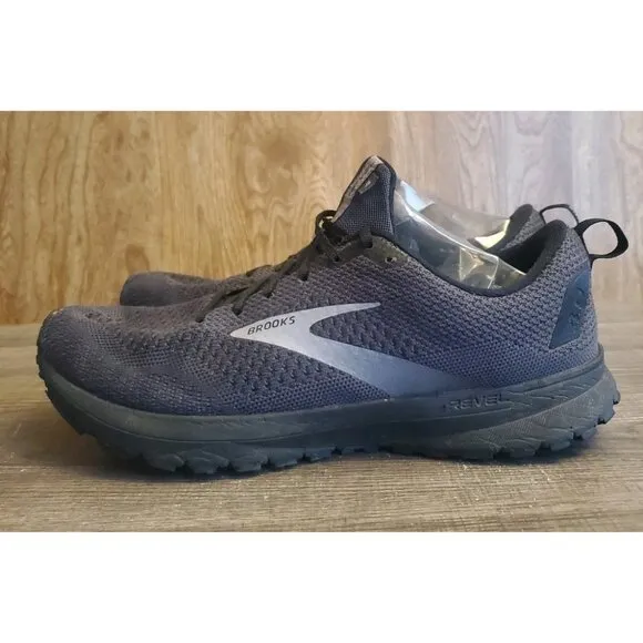 Brooks Revel 4 Running Sneakers Mens Size 10 Gray