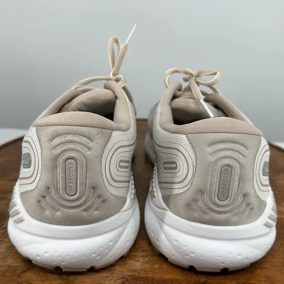 Brooks Shoes Wm 11.5 Wide (D) Ariel GTS 23 Running Sneakers Chateau Grey/Wh Sand
