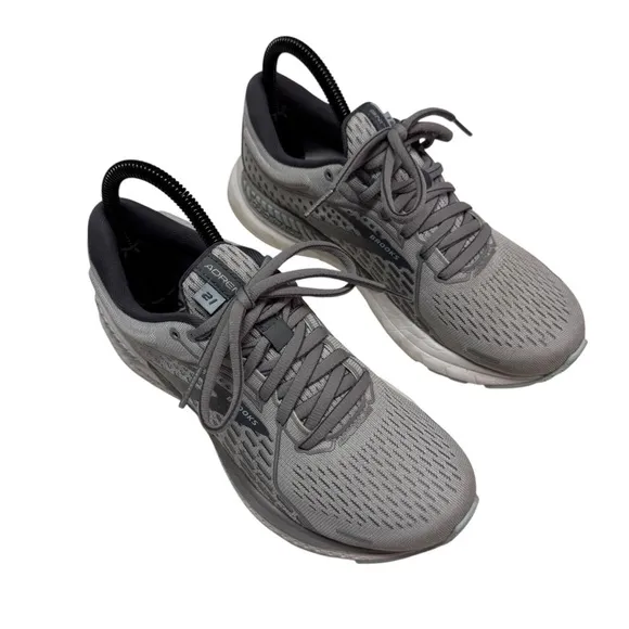 Brooks Womens Adrenaline GTS 21 Gray Running Shoes Sneakers Size 6.5 Wide