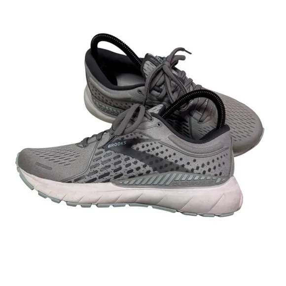 Brooks Womens Adrenaline GTS 21 Gray Running Shoes Sneakers Size 6.5 Wide