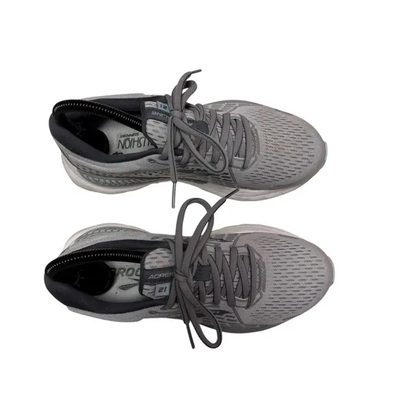 Brooks Womens Adrenaline GTS 21 Gray Running Shoes Sneakers Size 6.5 Wide