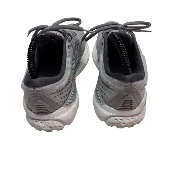 Brooks Womens Adrenaline GTS 21 Gray Running Shoes Sneakers Size 6.5 Wide