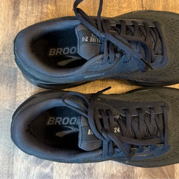 Brooks Women’s Adrenaline GTS 24 Stability Running Walking Shoe Black Size 9 2E