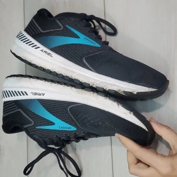 Brooks Womens Ariel 20 Athletic Running Sneakers shoes sz 10 Medium B