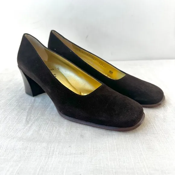 Bruno‎ Magli Vintage Suede Leather Block Heel Pumps Classic Shoes Brown Size 9