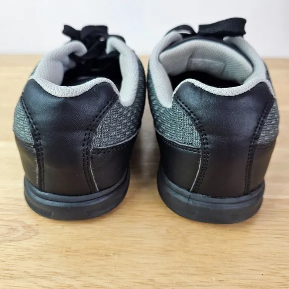 Brunswick Men's Renegade Mesh Grey Bowling Shoes‎ Size 6.5 Comfort Lace Up