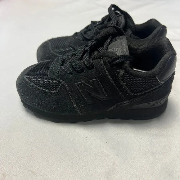 Bundle of 2 New Balance 574 Sneakers Toddler Classic Everyday Shoes Size 6 US