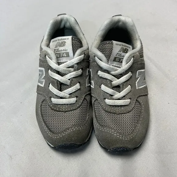 Bundle of 2 New Balance 574 Sneakers Toddler Classic Everyday Shoes Size 6 US