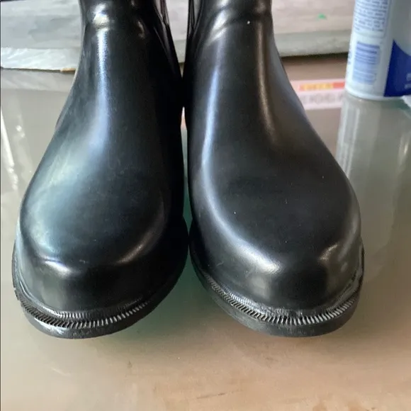 Burberry Black Rain boots  ☔️ / Horseback Boots 39- fits 8- 8.5