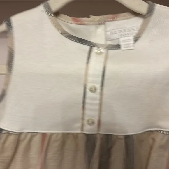 Burberry sleeveless classic plaid dress size 12 months