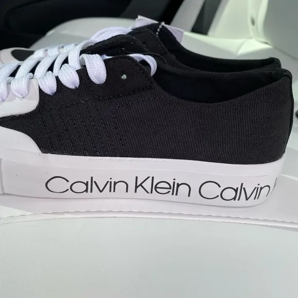 Calvin Klein Black &amp; White Logo Lauri Sneakers