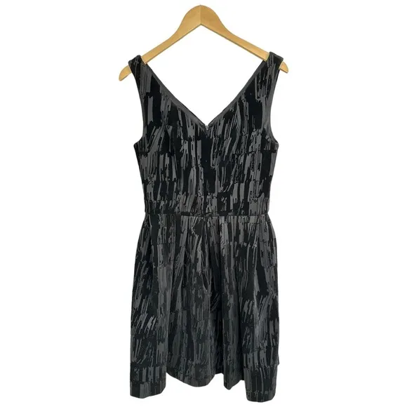 Calvin Klein Black Velvet Burn-Out Fit &amp; Flare Dress V-Neck Sleeveless Size 6