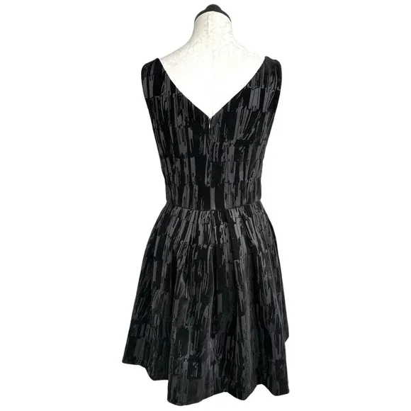 Calvin Klein Black Velvet Burn-Out Fit &amp; Flare Dress V-Neck Sleeveless Size 6