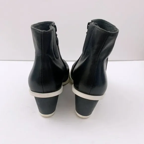 Camper Brooke Monochrome Ankle Boots