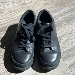 Camper Brutus K200551 size 39,US8