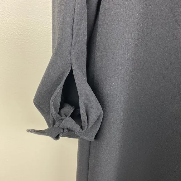 CeCe Woman’s Size 8 Tie Sleeve Shift Dress Black Classic Staple