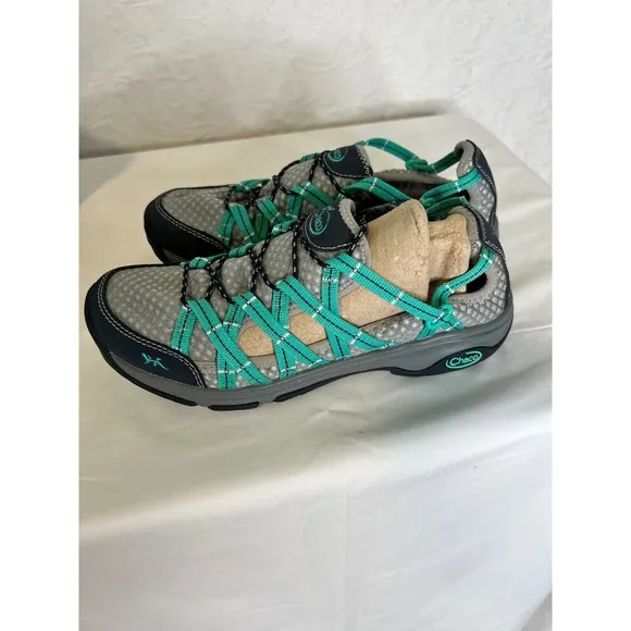 Chaco Sz 6 Women's Water Shoes Athletic Walking Hiking Comfort Lace Up Gray