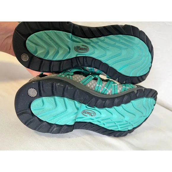 Chaco Sz 6 Women's Water Shoes Athletic Walking Hiking Comfort Lace Up Gray