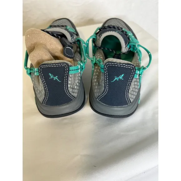 Chaco Sz 6 Women's Water Shoes Athletic Walking Hiking Comfort Lace Up Gray