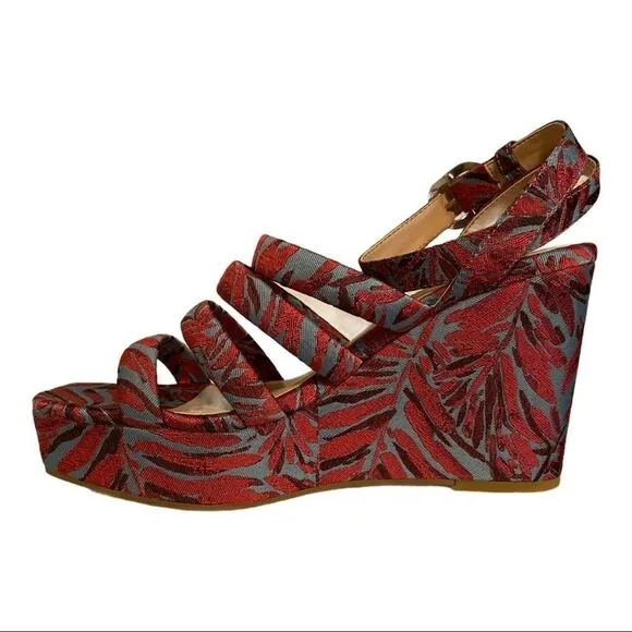 Charles David Judy Platform Wedge Floral Sandals