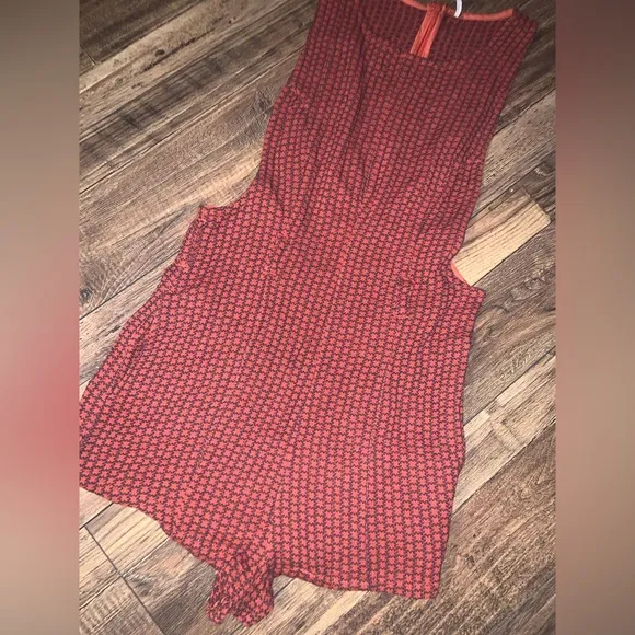 Chic Red plaid Free People Mod Mini Romper in Red / belt loops Spring revolve