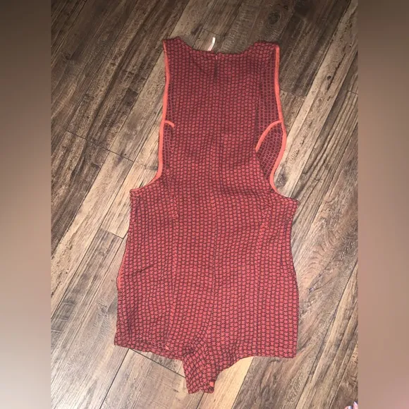 Chic Red plaid Free People Mod Mini Romper in Red / belt loops Spring revolve