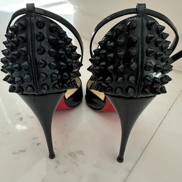 Christian Louboutin black heels EU 38