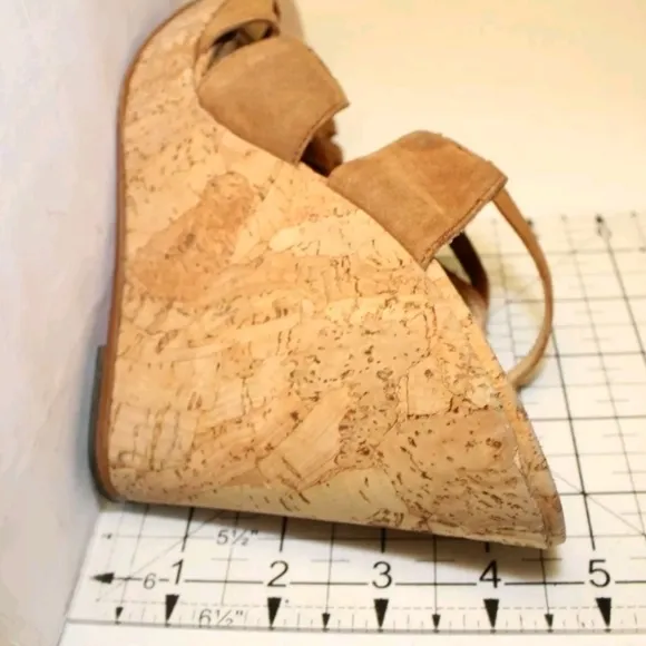 Christian Louboutin Cork Wedge Suede Sandals Womens Size 8 38.5 Italy Made Shoes