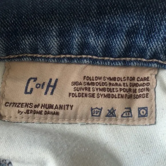 Citizens of Humanity Shorts Size 25. 100% Cotton. Manufacture Distressing. Beach