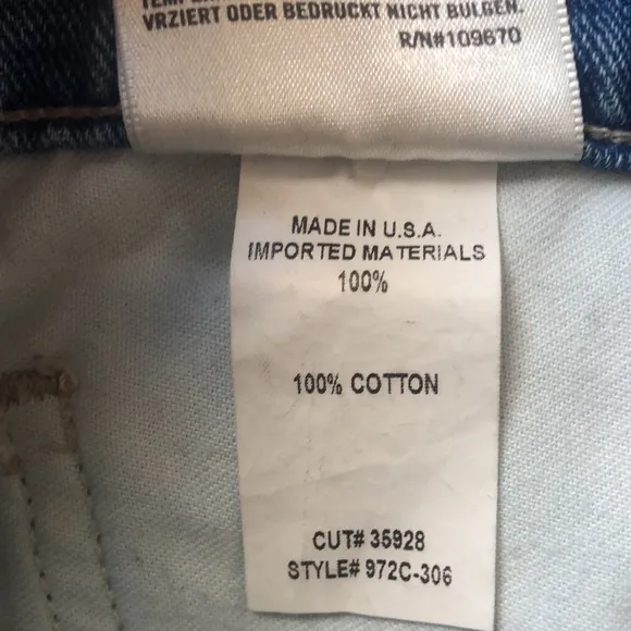 Citizens of Humanity Shorts Size 25. 100% Cotton. Manufacture Distressing. Beach