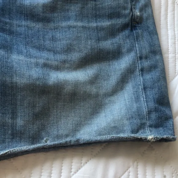 Citizens of Humanity Shorts Size 25. 100% Cotton. Manufacture Distressing. Beach