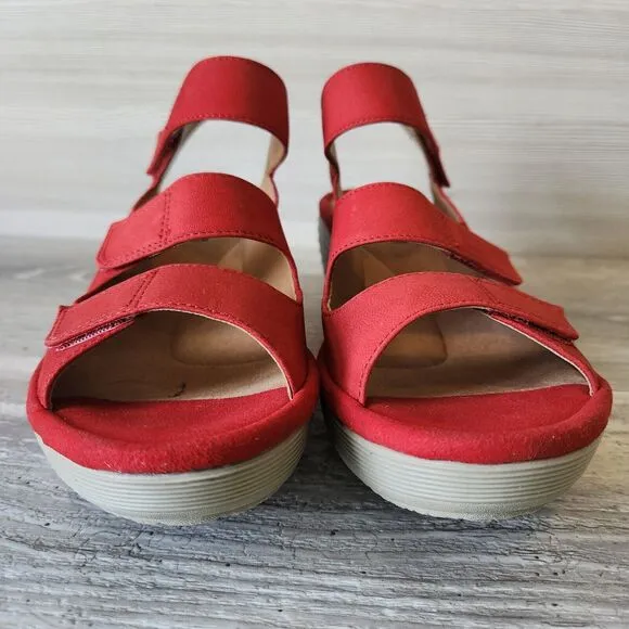 Clarks Collection Reedly Juno Red Sandals Women Size 7.5 Wedge Soft Cushion Shoe