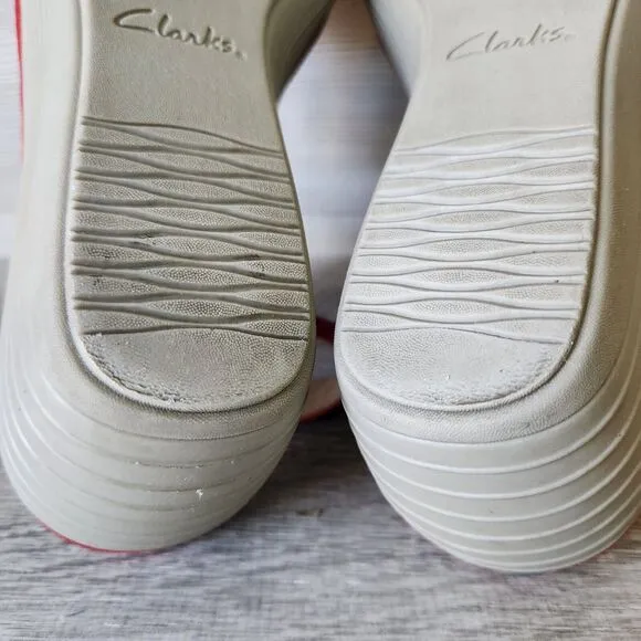 Clarks Collection Reedly Juno Red Sandals Women Size 7.5 Wedge Soft Cushion Shoe