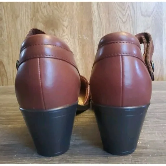 Clarks Emily 2 Ketra Ankle Strap Heels Womens Size 8.5 Wide Brown