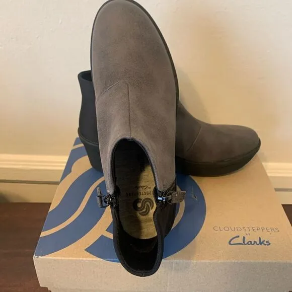 Clarks step rose up lightweight boot size 6