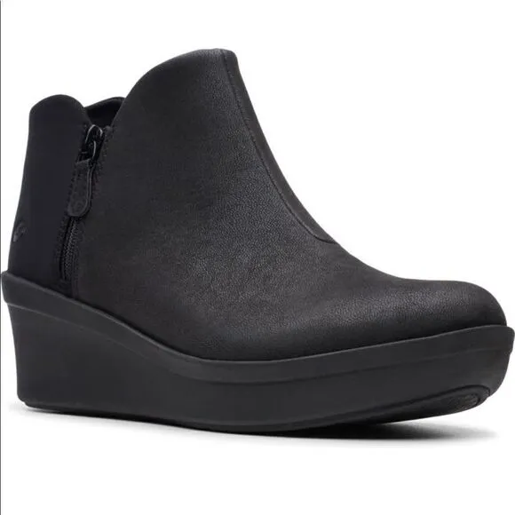 Clarks step rose up lightweight boot size 6