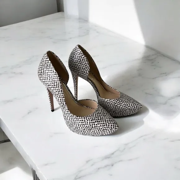 Classic Black and Off White Polka Dot D’orsay Women's Heel Pointy Pumps sz 8.5