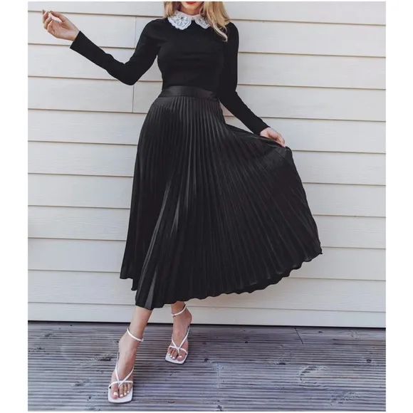 Classic Black Evening Party Holiday Pleated Skirt