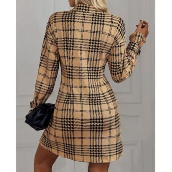 Classic houndstooth plaid button down shirt dress