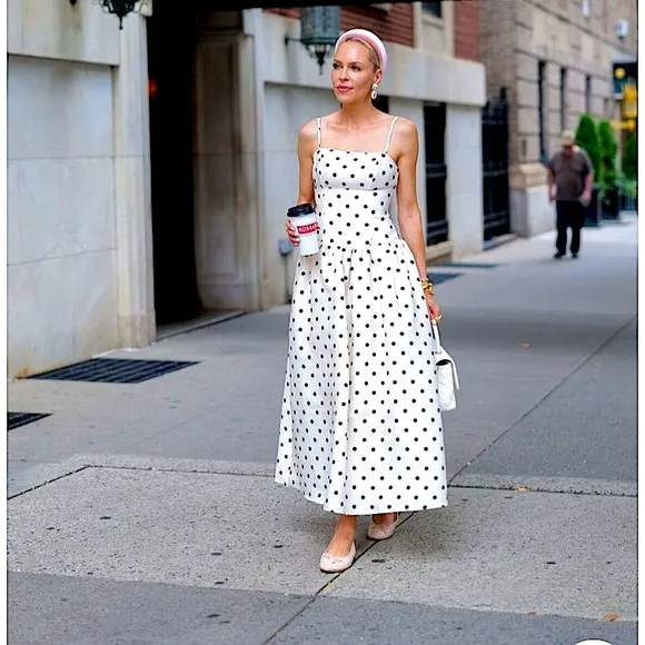 Classic polka dress - NWT, size M