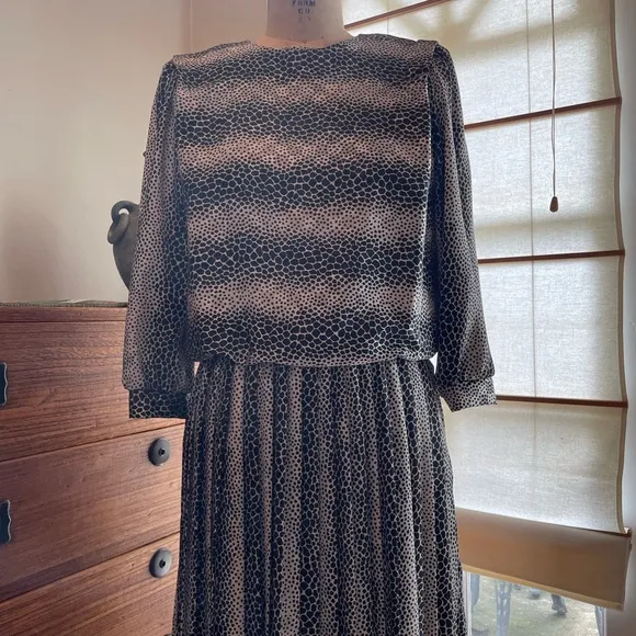 Classic Silver &amp; Black Dress