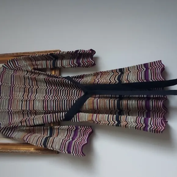 Classic style! Fantastic M Missoni Knit Midi length dress.🇮🇹 🇮🇹