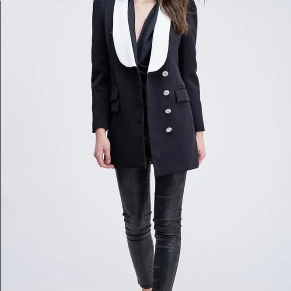 Classic Two-Tone Blazer