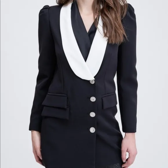 Classic Two-Tone Blazer