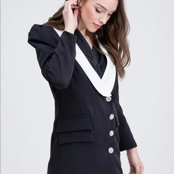 Classic Two-Tone Blazer