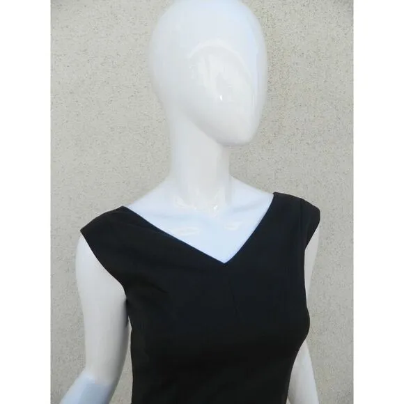 Club Monaco Dress Size 00 Black LBD Classic Wardrobe Staple