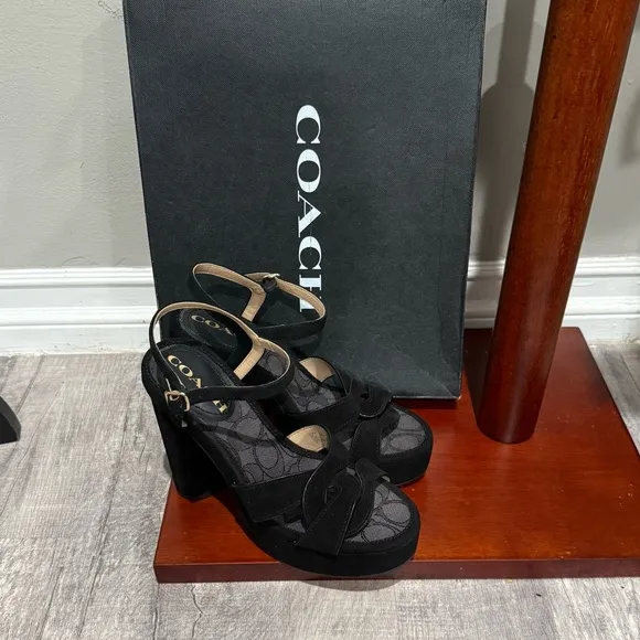 COACH Talina‎ Suede Sandal