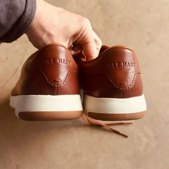 Cole Haan Caramel Brown Leather Men's Shoes/Sneakers 9M