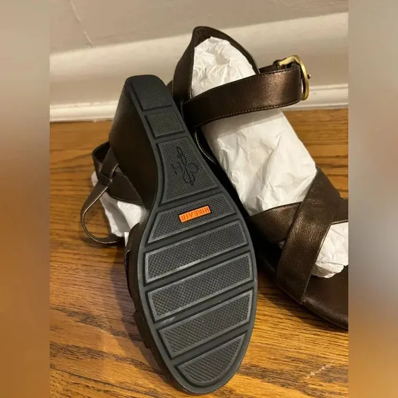 Cole Haan Leather Buckle Strappy Platform Wedge Shoes NWOT